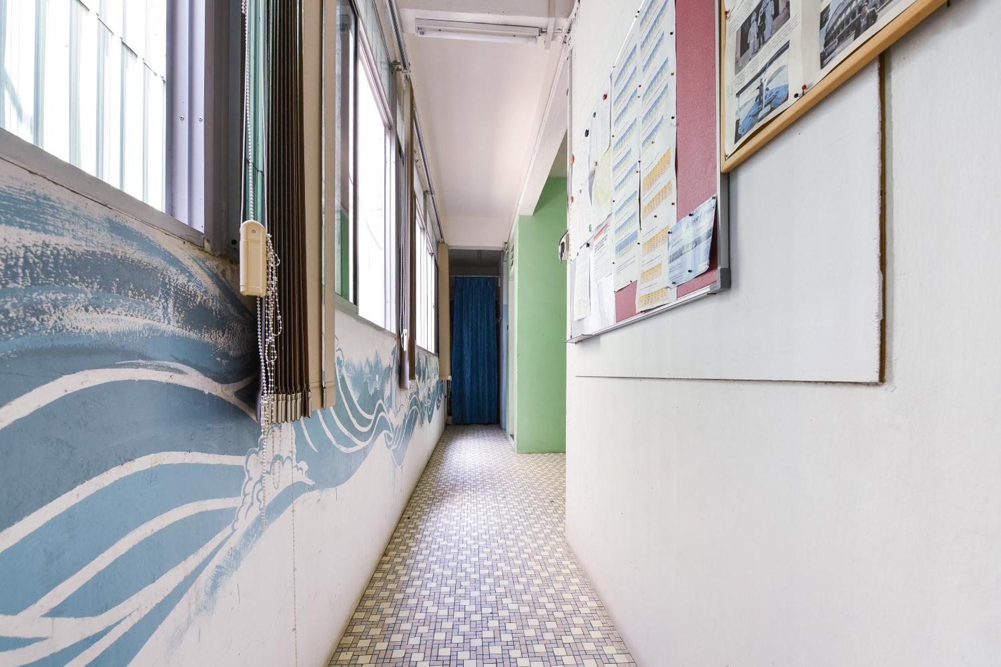 Spot On 89872 Kuantan Backpackers Hotel Exterior photo